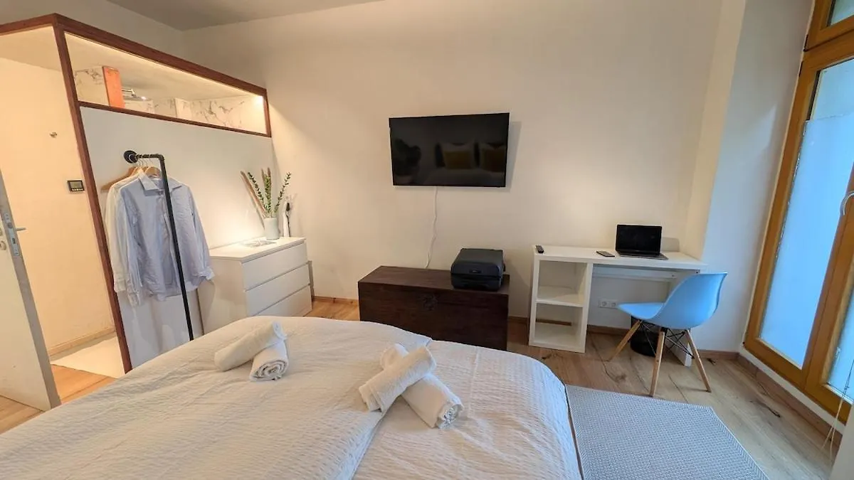 Studio Maiy Close To Messe Berlijn 0*,  Duitsland