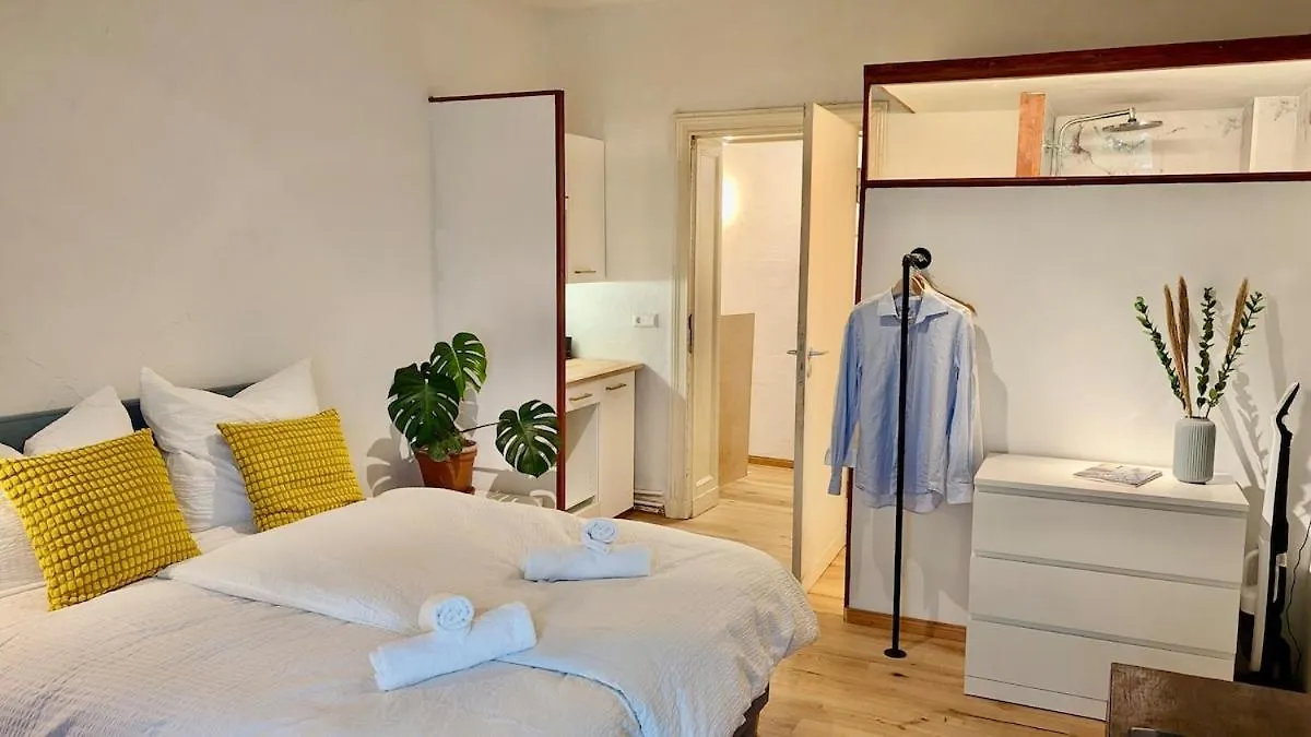Studio Maiy Close To Messe location